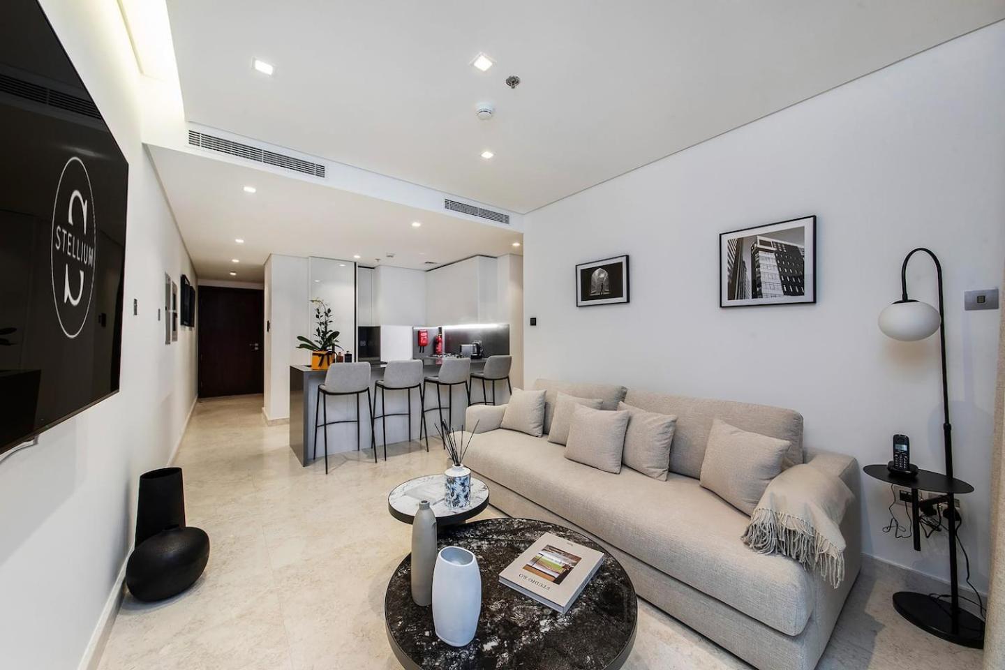 7 Mins To Mall & Burj2br Sterling Omniya * Dubai